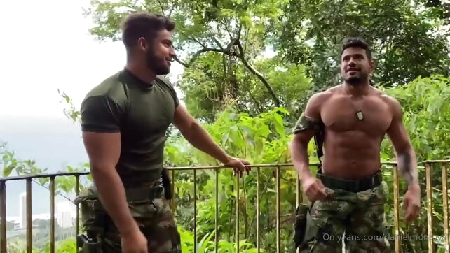 Gay Xnxx - Military Guys bareback